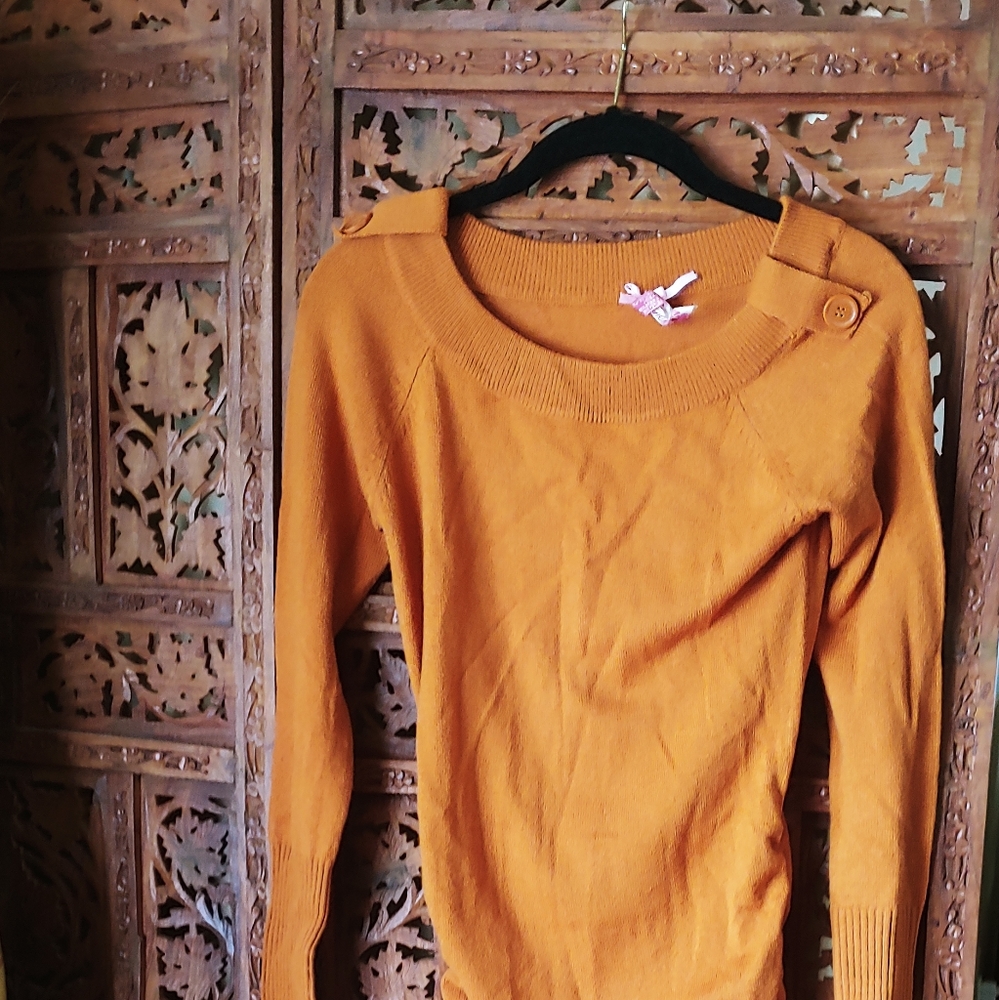 Ladies Sweater